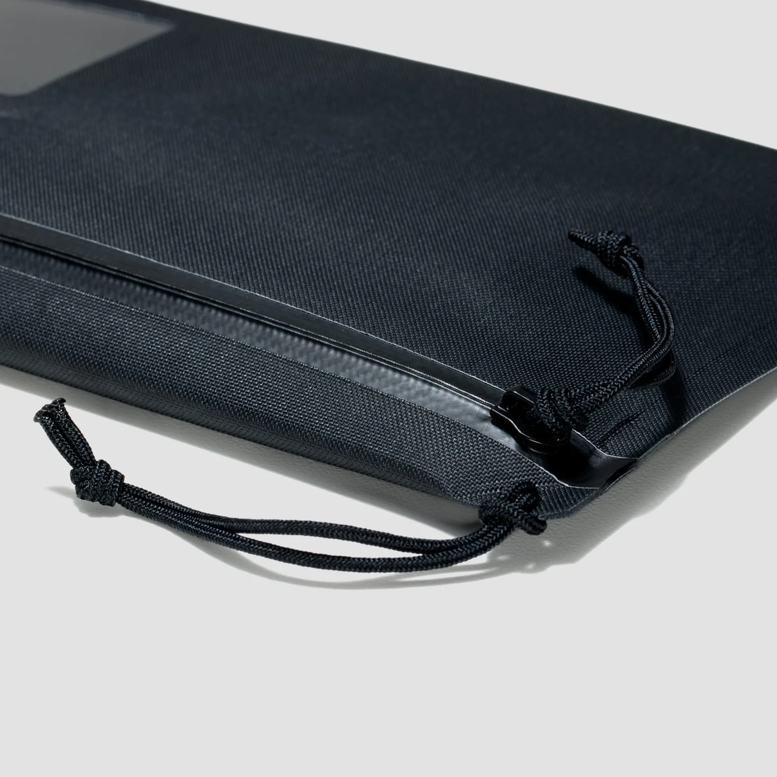 ELEMENT Flat Pouch - Small - Image 15